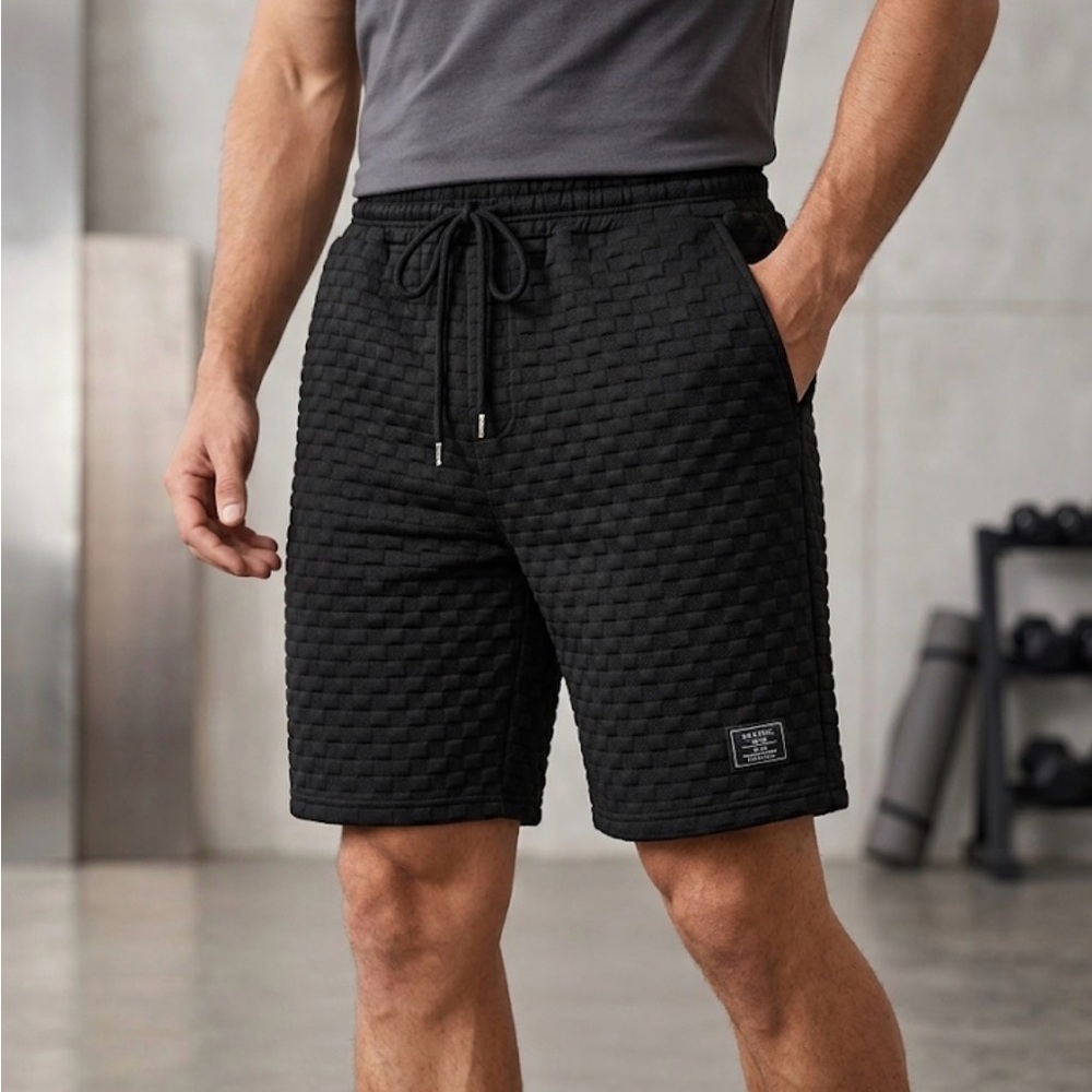 Hooyi Black textured shorts with drawstring waist Size L